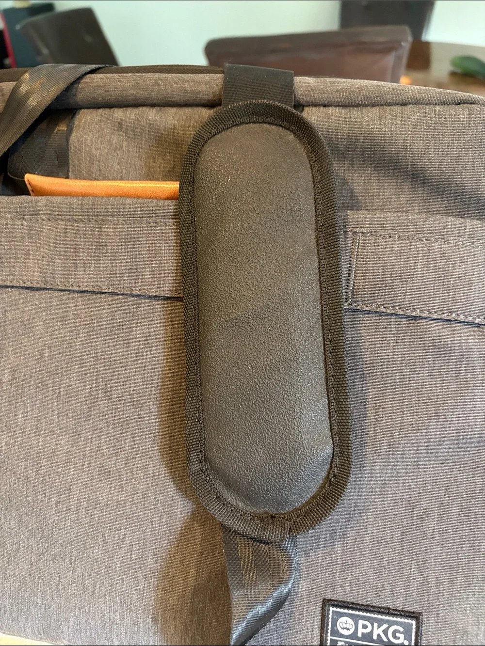 Pkg laptop bag